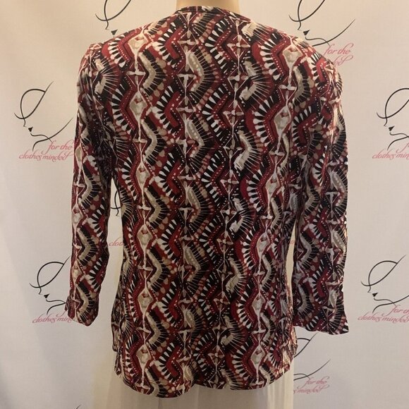 Kim Rogers. Size M. Cotton V-neck Stretch Pullover. Aztec Pattern. B36. - Picture 4 of 5
